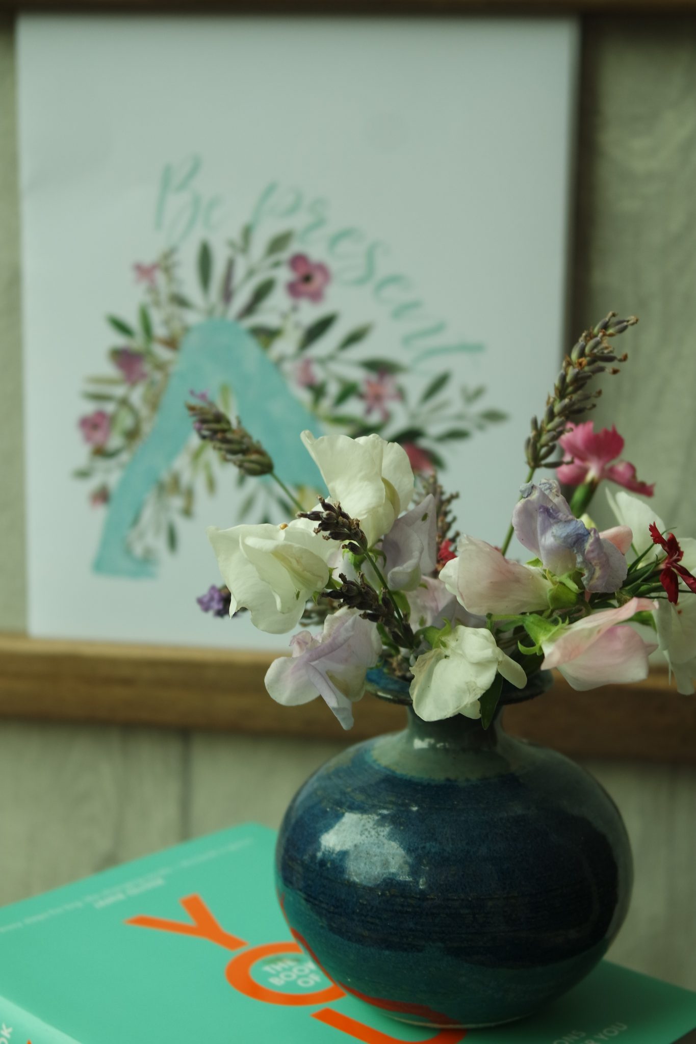 Blue vase with pink white sweetpeas - be present poster
